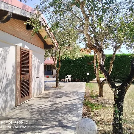 Villagiulia فندق مبيت وإفطار